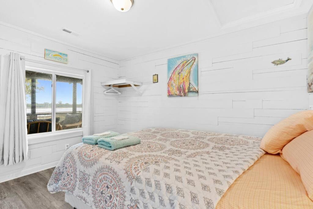 Villa Dolphin Cove - Whole Waterfront House With Dock Ocean Isle Beach Exterior foto