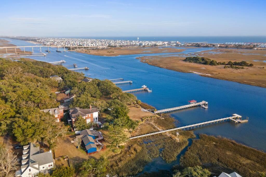 Villa Dolphin Cove - Whole Waterfront House With Dock Ocean Isle Beach Exterior foto