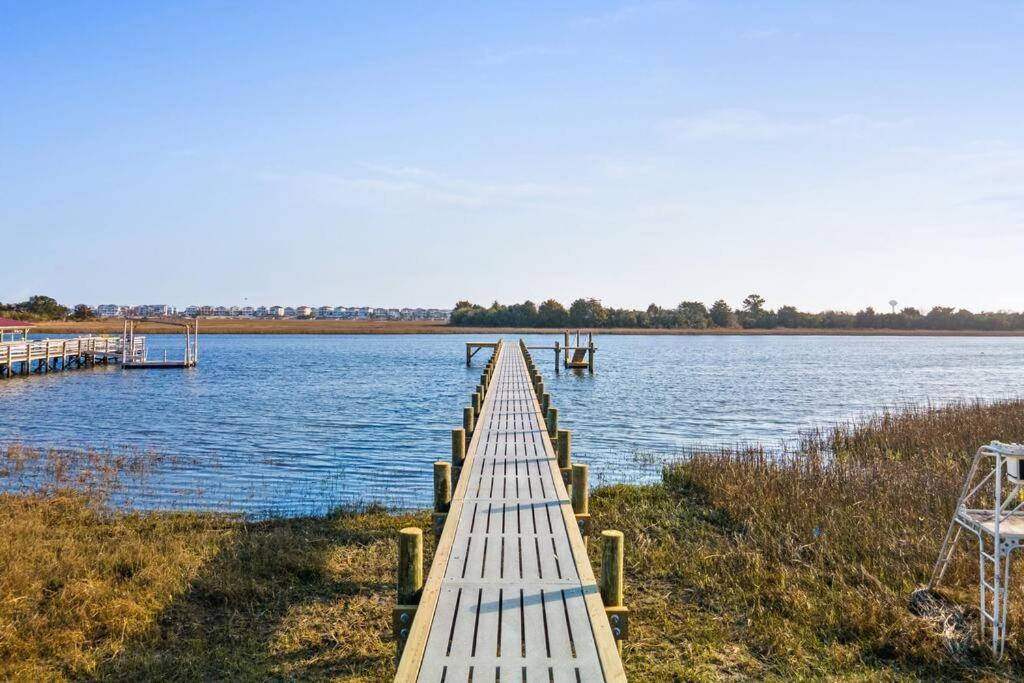 Villa Dolphin Cove - Whole Waterfront House With Dock Ocean Isle Beach Exterior foto