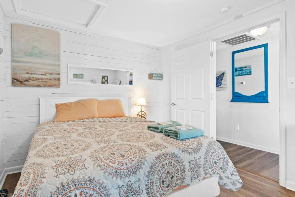 Villa Dolphin Cove - Whole Waterfront House With Dock Ocean Isle Beach Exterior foto